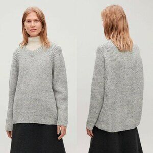 Gray COS Oversized Chunky Knit Long Sleeve Sweater (NWT)